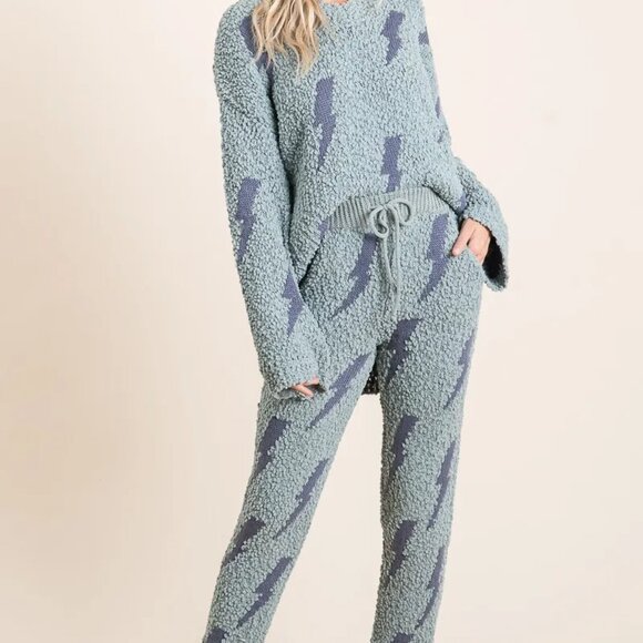 BiBi Cozy Soft Hairy Popcorn Sweater Pants - Picture 6 of 12